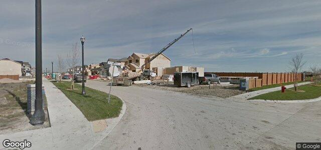 207 Phoenix Way（加拿大曼尼托巴省溫尼伯市）房屋照片