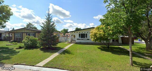 34 Harwood Crescent（加拿大曼尼托巴省温尼伯市）房屋照片