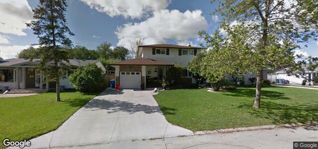 Photo of 34 Sandham Crescent in Winnipeg, Manitoba