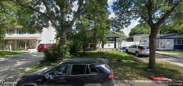 51 Harwood Crescent（加拿大曼尼托巴省溫尼伯市）房屋照片