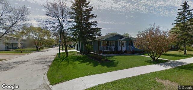 Photo of 703 Dale Boulevard in Winnipeg, Manitoba