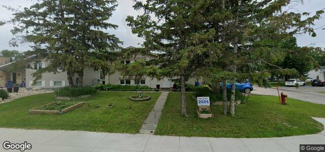 Photo of 886 Dale Boulevard in Winnipeg, Manitoba