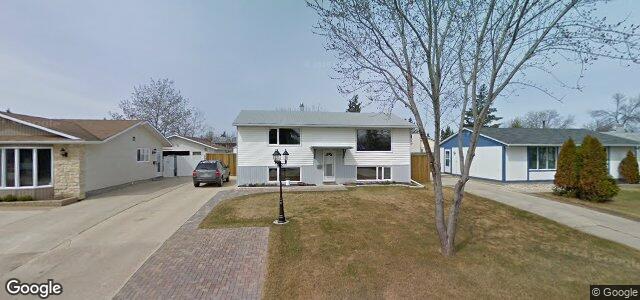 Photo of 90 Lismer Crescent in Winnipeg, Manitoba