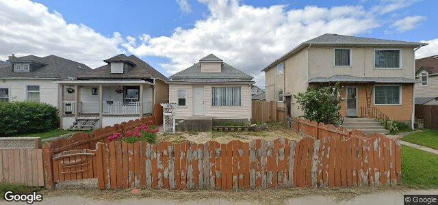 1116 Logan Avenue（加拿大曼尼托巴省溫尼伯市）房屋照片