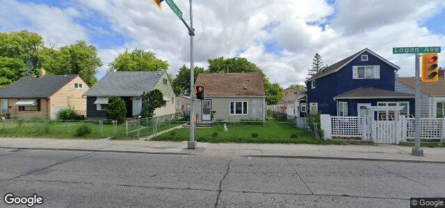 1331 Logan Avenue（加拿大曼尼托巴省溫尼伯市）房屋照片