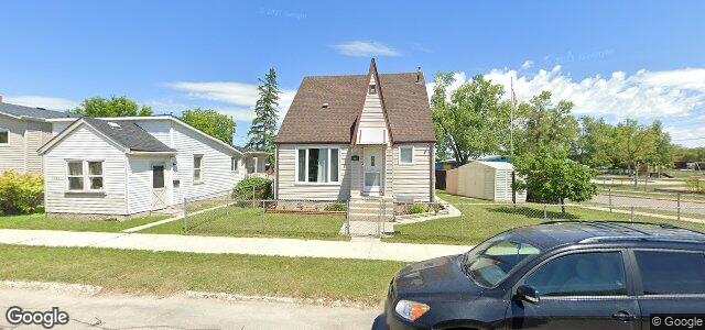 Photo of 1379 Elgin Avenue W in Winnipeg, Manitoba