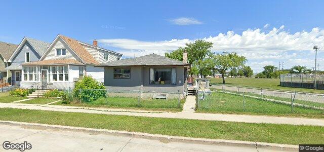 1389 Ross Avenue W（加拿大曼尼托巴省溫尼伯市）房屋照片