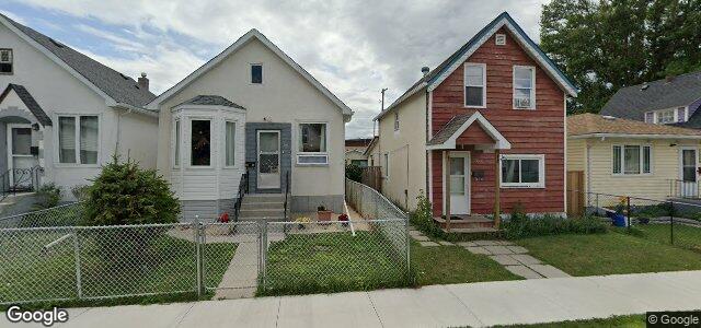 Photo of 1598 Ross Avenue W in Winnipeg, Manitoba