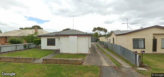Photo of 13 Davis Crescent in Winnipeg, Manitoba