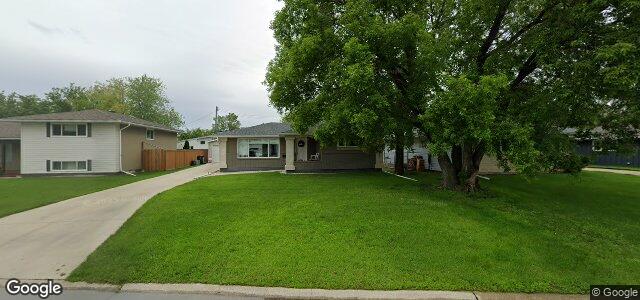 13 Peary Crescent（加拿大曼尼托巴省溫尼伯市）房屋照片