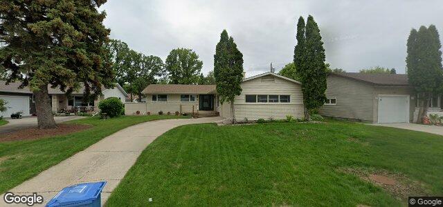 18 Peary Crescent（加拿大曼尼托巴省溫尼伯市）房屋照片