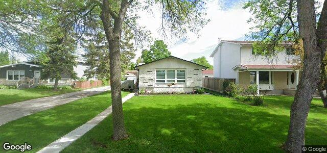 30 Jolliett Crescent（加拿大曼尼托巴省溫尼伯市）房屋照片