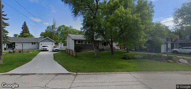 3289 Assiniboine Avenue（加拿大曼尼托巴省溫尼伯市）房屋照片