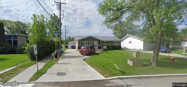 39 Jolliett Crescent（加拿大曼尼托巴省溫尼伯市）房屋照片