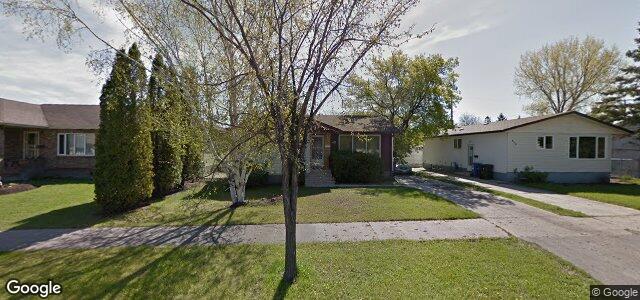 Photo of 481 Seaton Street in Winnipeg, Manitoba