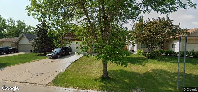 10 Pincarrow Road（加拿大曼尼托巴省溫尼伯市）房屋照片