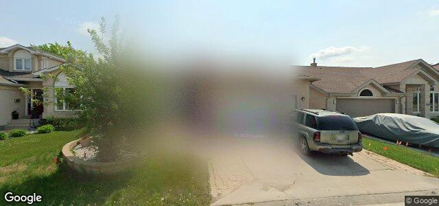 1033 Scurfield Boulevard（加拿大曼尼托巴省溫尼伯市）房屋照片