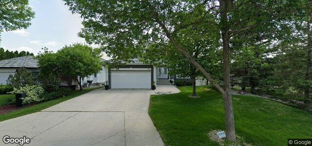 132 Vanderbilt Drive（加拿大曼尼托巴省温尼伯市）房屋照片