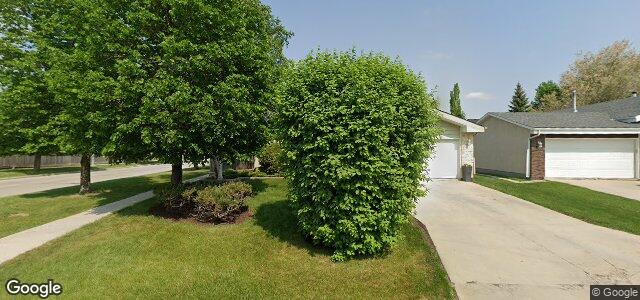 145 Burlington Way（加拿大曼尼托巴省溫尼伯市）房屋照片