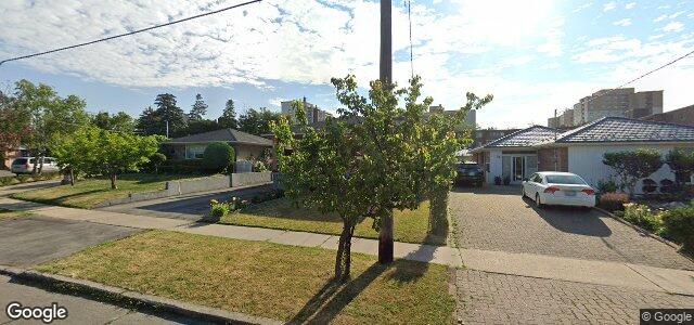 16 Roseglen Crescent（加拿大曼尼托巴省溫尼伯市）房屋照片