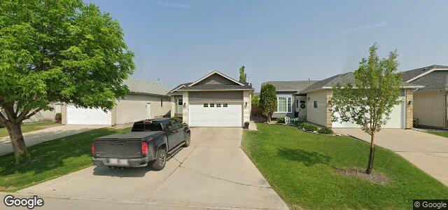 Photo of 208 Marygrove Crescent in Winnipeg, Manitoba