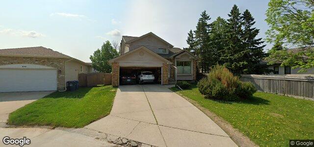 Larawan ng 332 Columbia Drive sa Winnipeg, Manitoba