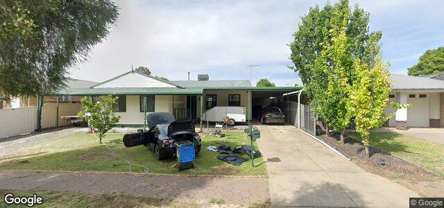 Larawan ng 4 Leander Crescent sa Winnipeg, Manitoba