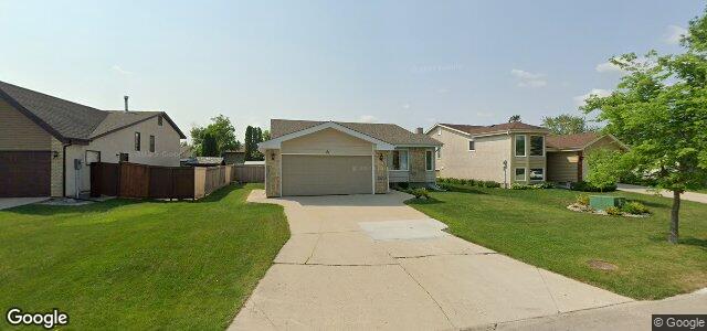 Photo of 54 Pincarrow Road in Winnipeg, Manitoba