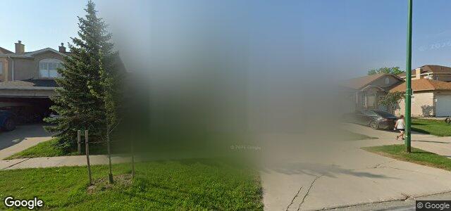 688 Scurfield Boulevard（加拿大曼尼托巴省溫尼伯市）房屋照片