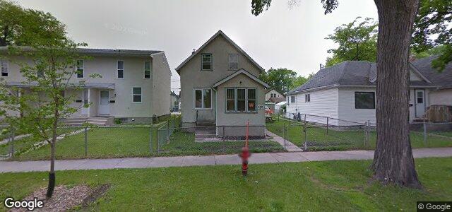 Larawan ng 382 Manitoba Avenue sa Winnipeg, Manitoba