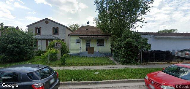 392 Magnus Avenue（加拿大曼尼托巴省溫尼伯市）房屋照片