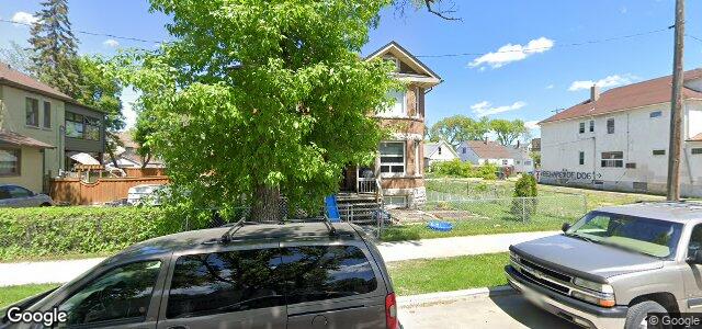 393 Burrows Avenue（加拿大曼尼托巴省溫尼伯市）房屋照片