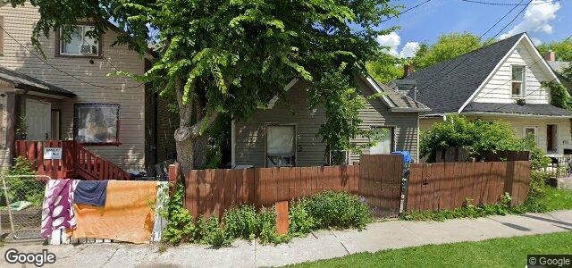 477 Magnus Avenue（加拿大曼尼托巴省溫尼伯市）房屋照片