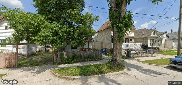 551 Burrows Avenue（加拿大曼尼托巴省溫尼伯市）房屋照片