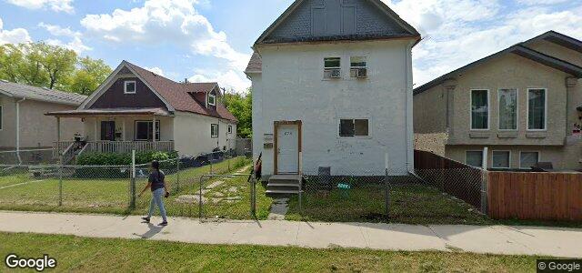 678 Magnus Avenue（加拿大曼尼托巴省溫尼伯市）房屋照片