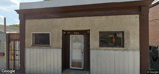 696 Selkirk Avenue（加拿大曼尼托巴省溫尼伯市）房屋照片