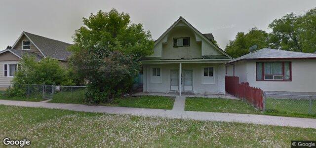 Photo of 698 Manitoba Avenue in Winnipeg, Manitoba