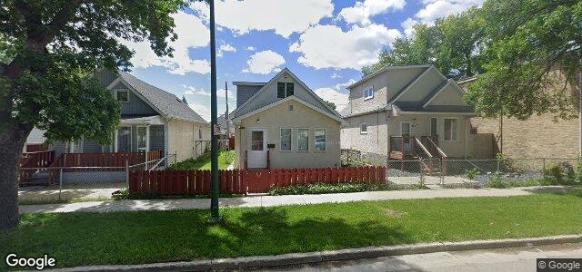 Photo of 706 Aberdeen Avenue in Winnipeg, Manitoba