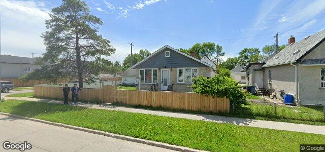 716 Burrows Avenue（加拿大曼尼托巴省溫尼伯市）房屋照片