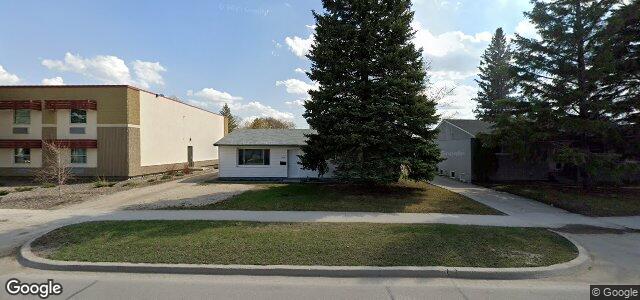 1014 Elizabeth Road（加拿大曼尼托巴省溫尼伯市）房屋照片