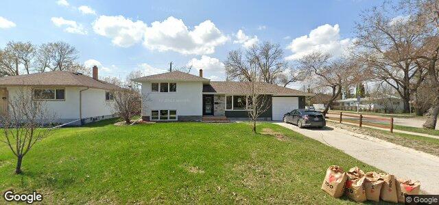 Larawan ng 104 De Bourmont Bay sa Winnipeg, Manitoba