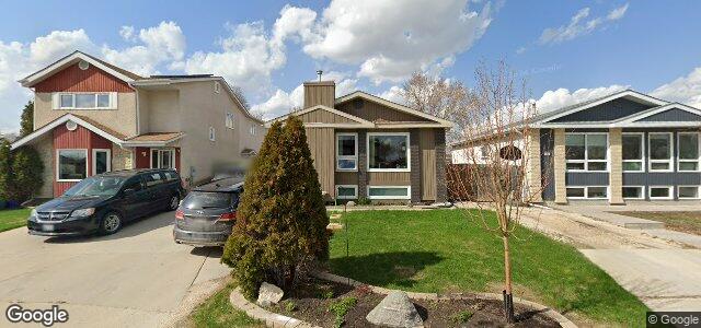 136 Penfold Crescent（加拿大曼尼托巴省溫尼伯市）房屋照片