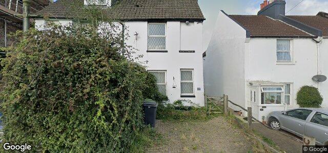 Photo of 19 Maplehurst Road in Winnipeg, Manitoba