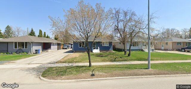 Photo of 348 Drake Boulevard in Winnipeg, Manitoba