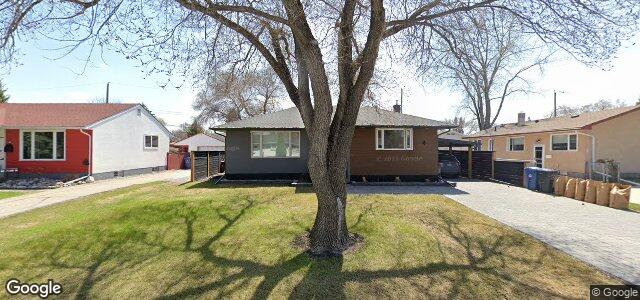 Photo of 4 Burning Bush Bay in Winnipeg, Manitoba