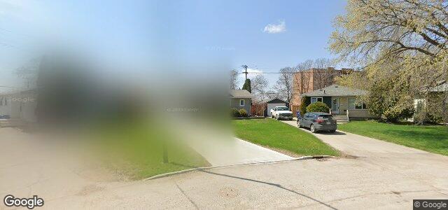 45 Crestwood Crescent（加拿大曼尼托巴省溫尼伯市）房屋照片