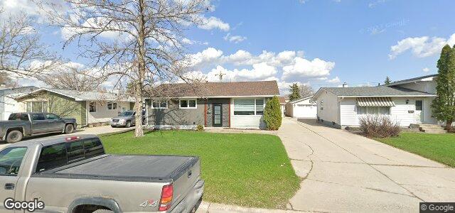 Larawan ng 45 Peterboro Bay sa Winnipeg, Manitoba