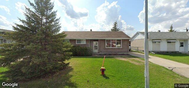 Photo of 52 Peterboro Bay in Winnipeg, Manitoba