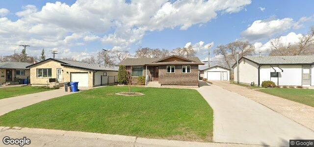 58 Lochmoor Avenue（加拿大曼尼托巴省溫尼伯市）房屋照片