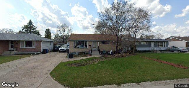 Larawan ng 7 Westmount Bay sa Winnipeg, Manitoba